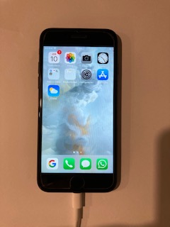 Celular iPHONE 7 LIBERADO USADO - Negro Mate