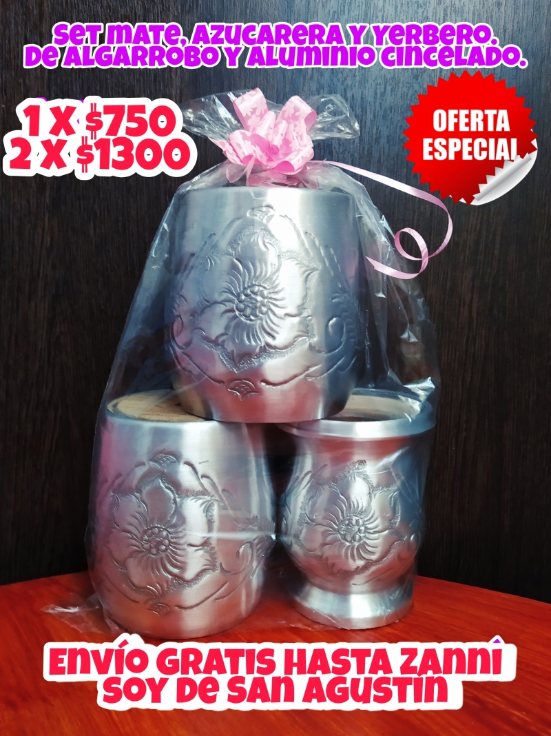 Set de mate de algarrobo y aluminio cincelado a mano. 